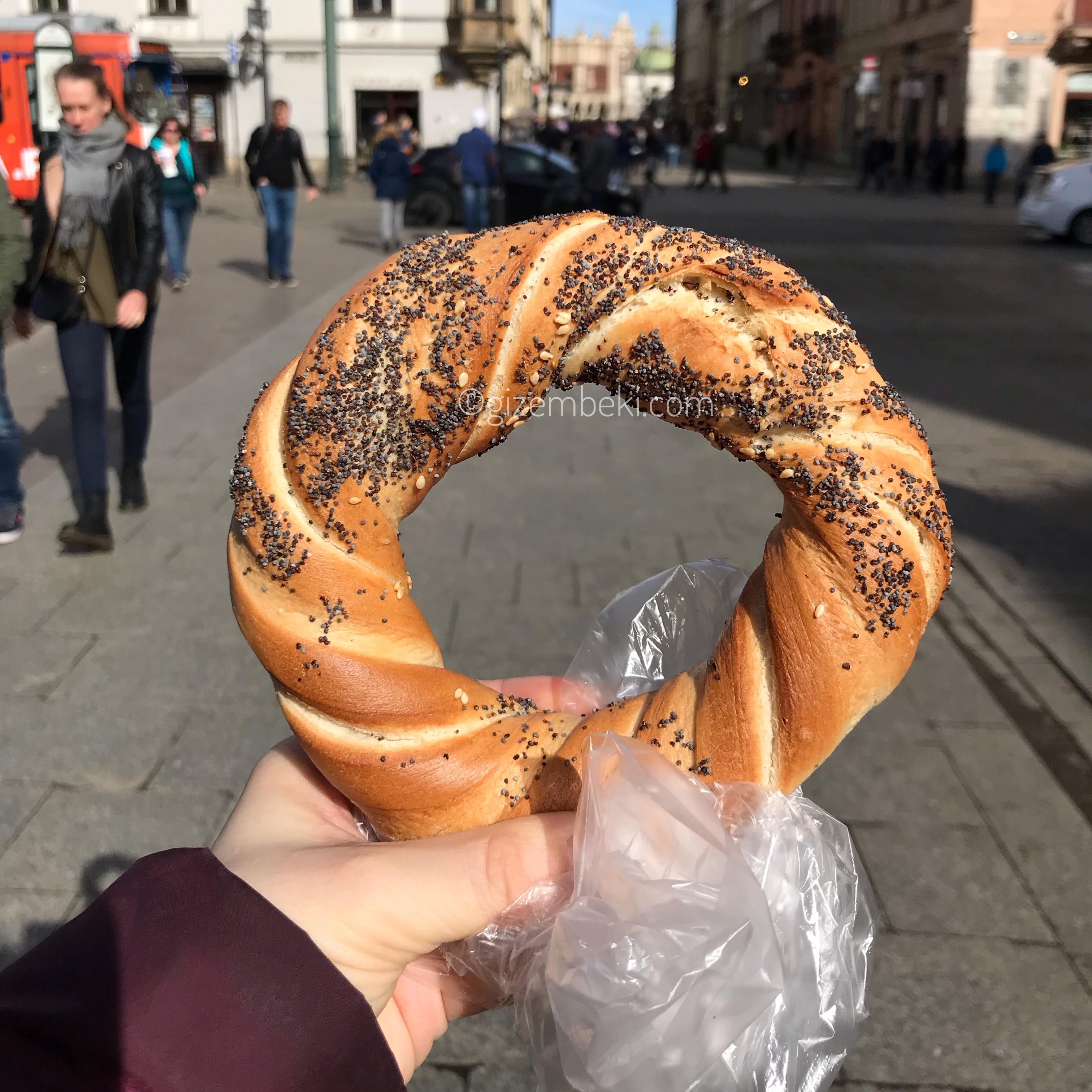 Polish Cuisine 3 Street Food Gizem Beki   Simit 